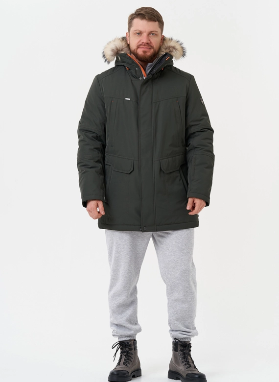 Пуховик с отделкой из меха енота