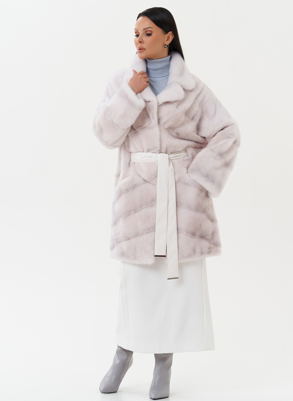 Шуба из норки с английским воротником 