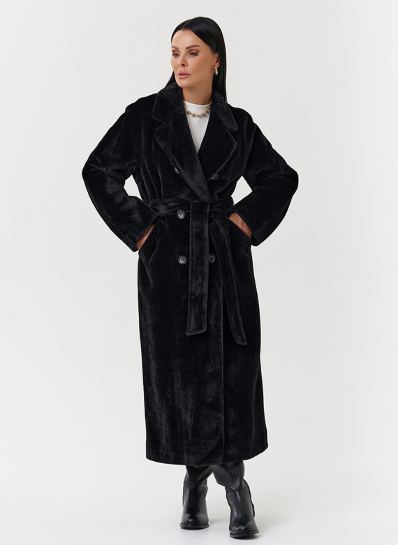 Утепленное пальто из эко меха