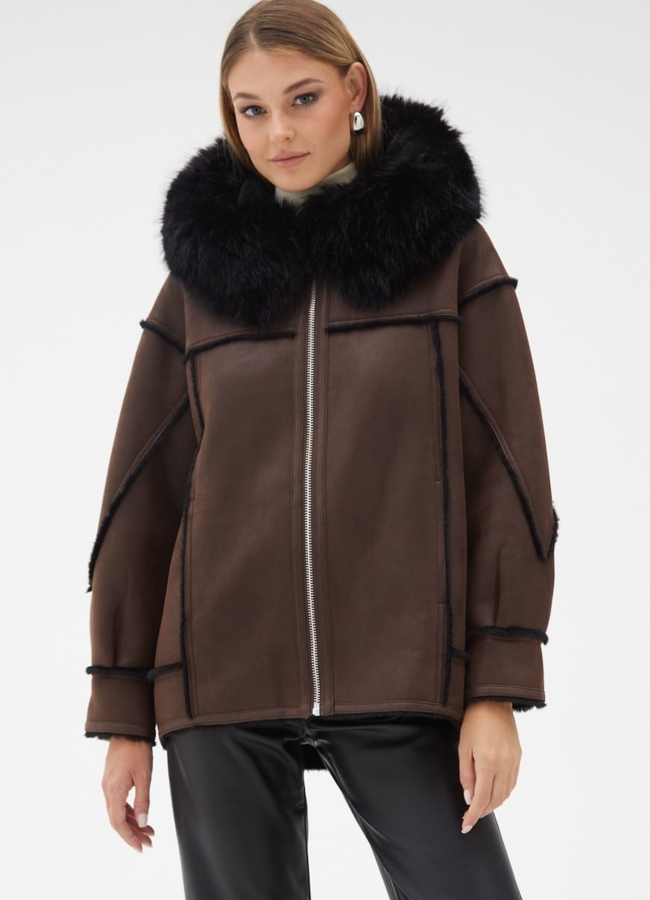 Женская дубленка из эко кожи с капюшоном модель № 32021 меха малина