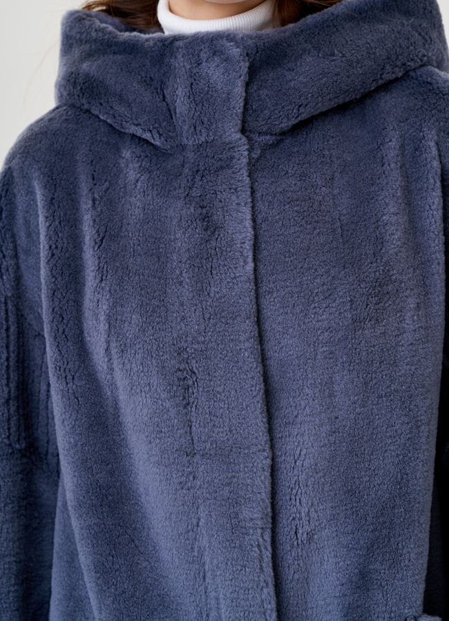 Женское пальто из шерсти с капюшоном  модель № 23522 универмаг малина