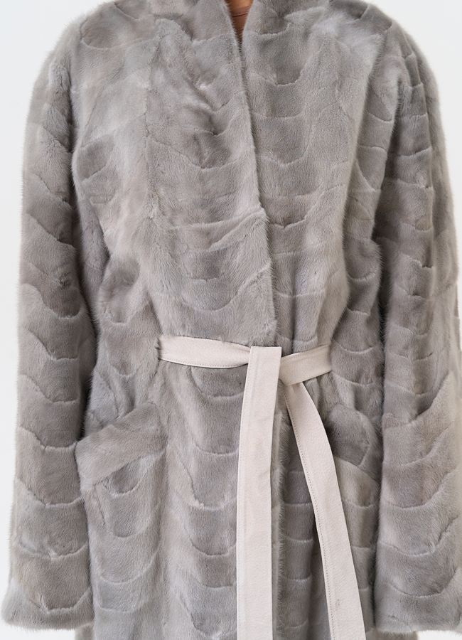 Длинная шуба из меха норки с поясом модель № 31295 универмаг малина