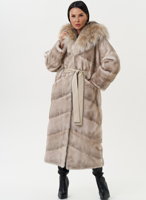 Женская норковая шуба с капюшоном из рыси