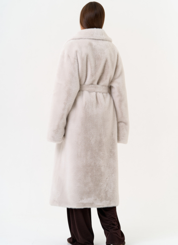 Длинная шуба из эко меха с отложным воротником